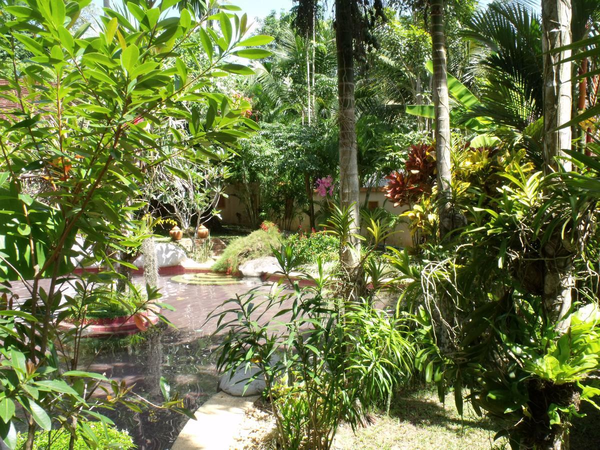 Noble Crown Resort & Spa Ko Lanta Extérieur photo